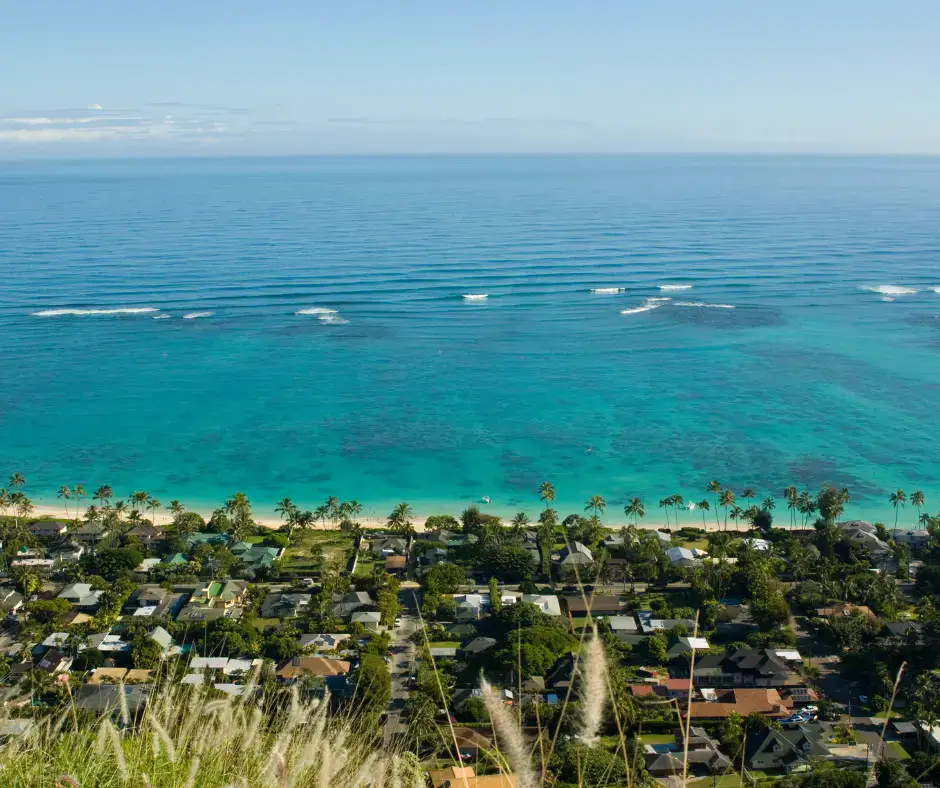 easy hike in Oahu Lanikai Pillbox HIke