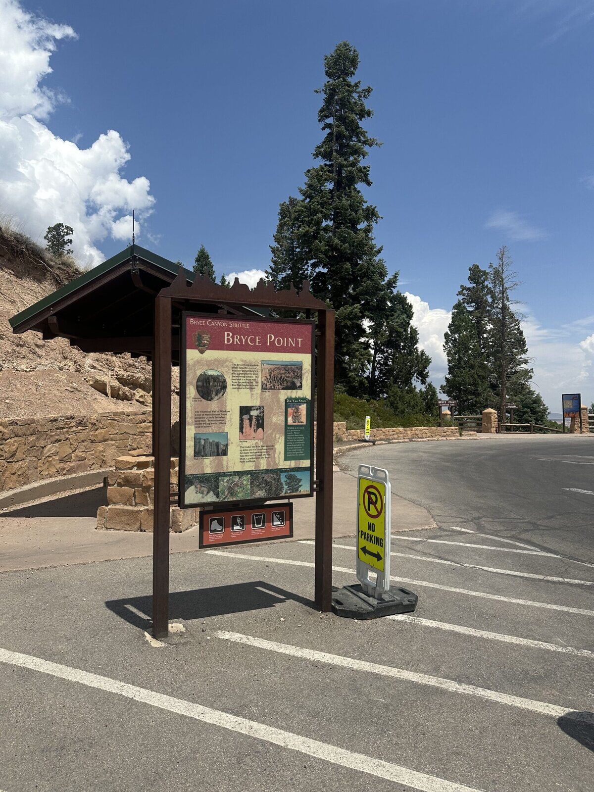 Stops at Bryce Canyon on the Shuttle Bryce Point